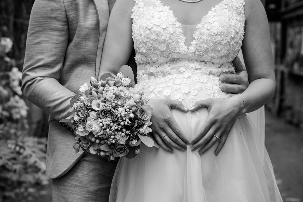 Hochzeitsfotos schwanger Plauen Sachsen Zwickau Details